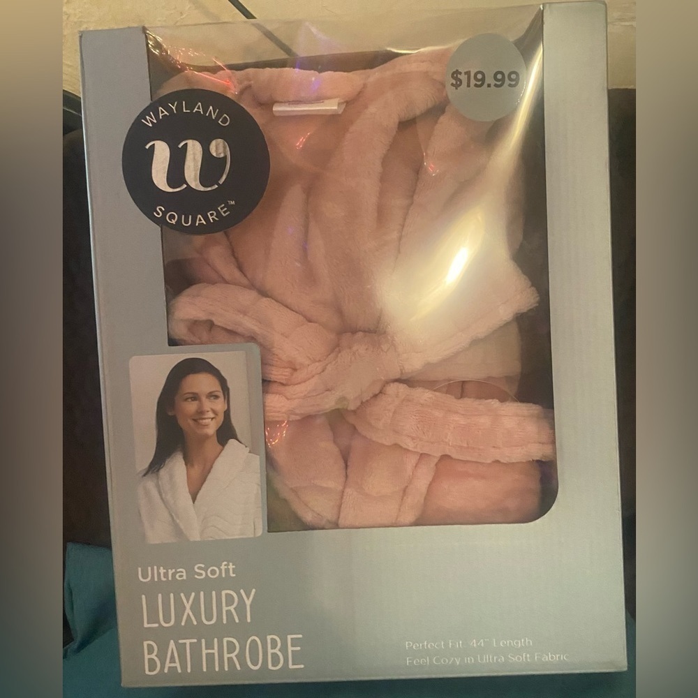 Ultra Soft Luxury Bathrobe
